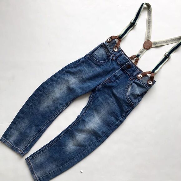 H&M tapered suspender jeans GUC - light stain by buttons 1.5-2Y - Picture 1 of 7